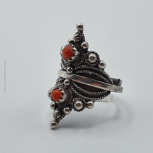 Charger l'image dans la galerie, Bague Kabyle en Argent - 1059 - Bijoux Kabyles