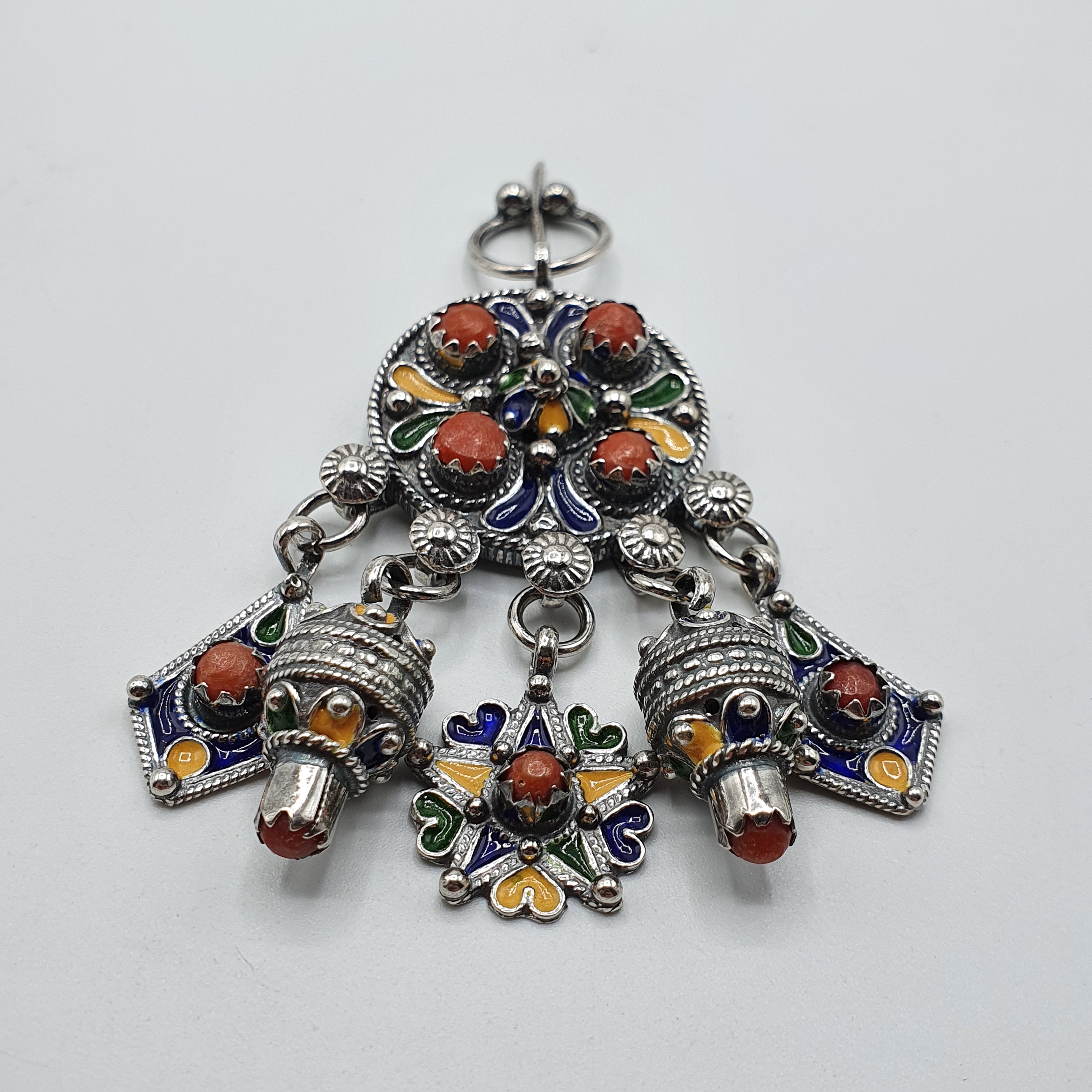 Fibule (Broche) Ancienne Kabyle En Argent - Décor Émail Et Corail - Occasion