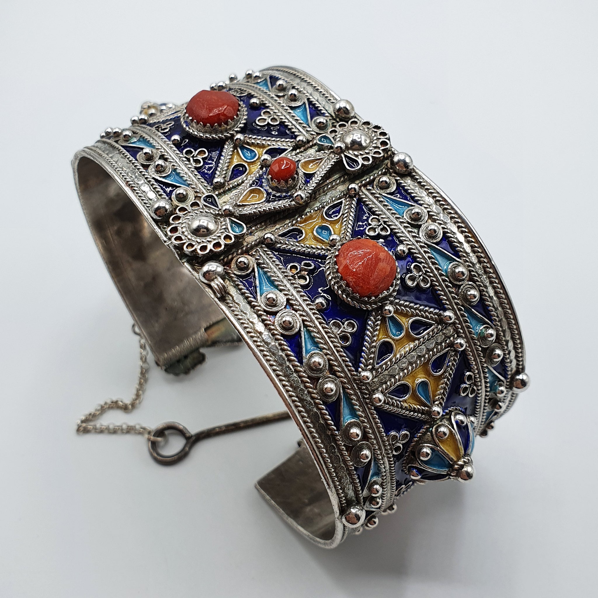 Bracelet Berbère Kabyle En Argent Massif Niellé - Bijou Ethnique Ancien, Occasion